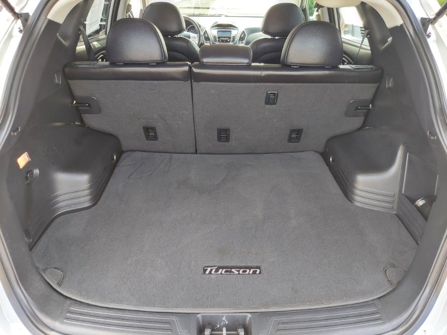 2012 Hyundai Tucson AWD 4dr Auto Limited PZEV, available for sale in East Windsor, Connecticut | United Auto Sales of E Windsor, Inc. East Windsor, Connecticut 2012 Hyundai Tucson AWD 4dr Auto Limited PZEV, available for sale in East Windsor, Connecticut | United Auto Sales of E Windsor, Inc. East Windsor, Connecticut