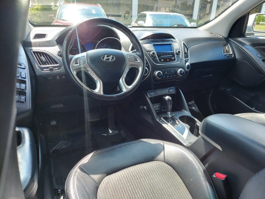 2012 Hyundai Tucson AWD 4dr Auto Limited PZEV, available for sale in East Windsor, Connecticut | United Auto Sales of E Windsor, Inc. East Windsor, Connecticut 2012 Hyundai Tucson AWD 4dr Auto Limited PZEV, available for sale in East Windsor, Connecticut | United Auto Sales of E Windsor, Inc. East Windsor, Connecticut