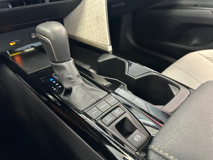 2025 Toyota Camry XLE (Natl), available for sale in Inwood, New York | 5 Towns Drive. Inwood, New York 2025 Toyota Camry XLE (Natl), available for sale in Inwood, New York | 5 Towns Drive. Inwood, New York
