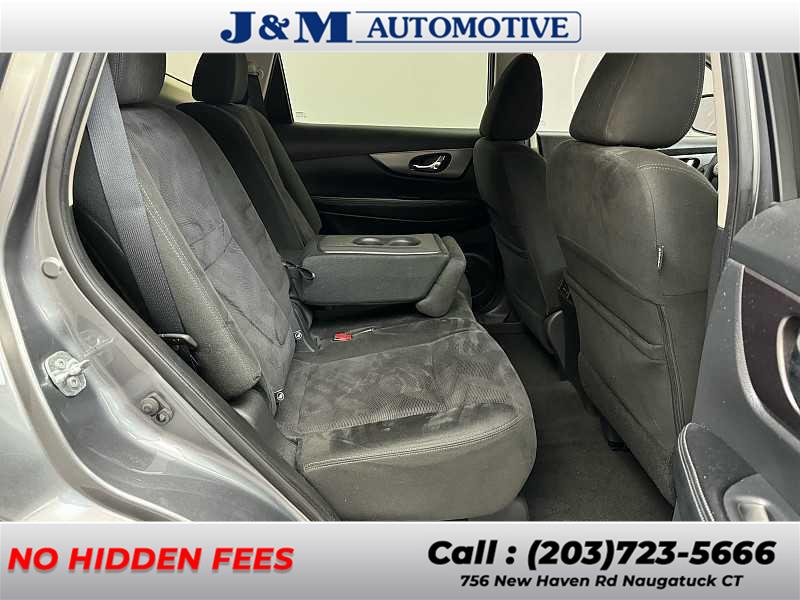 2015 Nissan Rogue SV, available for sale in Naugatuck, Connecticut | J&M Automotive Sls&Svc LLC. Naugatuck, Connecticut 2015 Nissan Rogue SV, available for sale in Naugatuck, Connecticut | J&M Automotive Sls&Svc LLC. Naugatuck, Connecticut