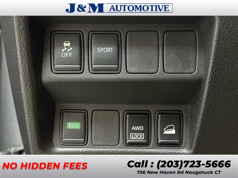 2015 Nissan Rogue SV, available for sale in Naugatuck, Connecticut | J&M Automotive Sls&Svc LLC. Naugatuck, Connecticut 2015 Nissan Rogue SV, available for sale in Naugatuck, Connecticut | J&M Automotive Sls&Svc LLC. Naugatuck, Connecticut