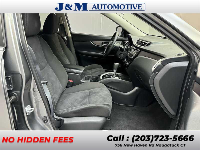 2015 Nissan Rogue SV, available for sale in Naugatuck, Connecticut | J&M Automotive Sls&Svc LLC. Naugatuck, Connecticut 2015 Nissan Rogue SV, available for sale in Naugatuck, Connecticut | J&M Automotive Sls&Svc LLC. Naugatuck, Connecticut