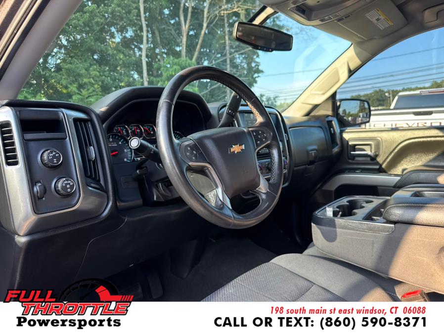 2016 Chevrolet Silverado 1500 4WD Double Cab 143.5" LT w/1LT, available for sale in East Windsor, Connecticut | Full Throttle Power Sports LLC. East Windsor, Connecticut 2016 Chevrolet Silverado 1500 4WD Double Cab 143.5" LT w/1LT, available for sale in East Windsor, Connecticut | Full Throttle Power Sports LLC. East Windsor, Connecticut