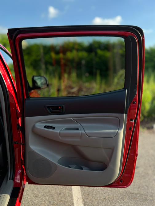 2013 Toyota Tacoma 4WD Double Cab V6 AT (Natl), available for sale in Paterson, New Jersey | Speedway Motors LLC. Paterson, New Jersey 2013 Toyota Tacoma 4WD Double Cab V6 AT (Natl), available for sale in Paterson, New Jersey | Speedway Motors LLC. Paterson, New Jersey