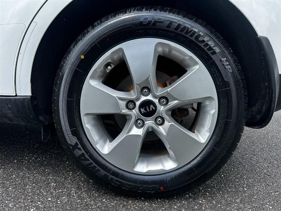 2018 Kia Soul Base 4dr Crossover 6A, available for sale in Hempstead, New York | VIP Auto Credit Express. Hempstead, New York 2018 Kia Soul Base 4dr Crossover 6A, available for sale in Hempstead, New York | VIP Auto Credit Express. Hempstead, New York