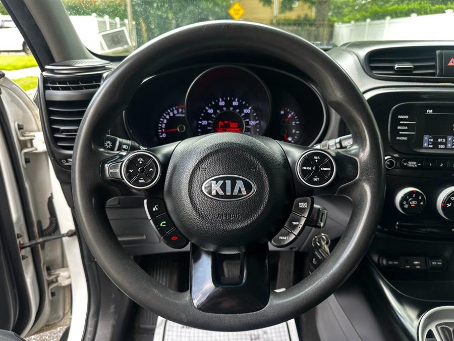 2018 Kia Soul Base 4dr Crossover 6A, available for sale in Hempstead, New York | VIP Auto Credit Express. Hempstead, New York 2018 Kia Soul Base 4dr Crossover 6A, available for sale in Hempstead, New York | VIP Auto Credit Express. Hempstead, New York