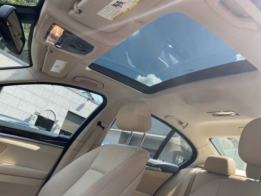 2014 BMW 5 Series 4dr Sdn 528i xDrive AWD, available for sale in Waterbury, Connecticut | Jim Juliani Motors. Waterbury, Connecticut 2014 BMW 5 Series 4dr Sdn 528i xDrive AWD, available for sale in Waterbury, Connecticut | Jim Juliani Motors. Waterbury, Connecticut