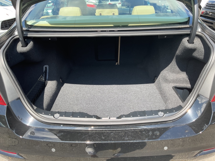 2014 BMW 5 Series 4dr Sdn 528i xDrive AWD, available for sale in Waterbury, Connecticut | Jim Juliani Motors. Waterbury, Connecticut 2014 BMW 5 Series 4dr Sdn 528i xDrive AWD, available for sale in Waterbury, Connecticut | Jim Juliani Motors. Waterbury, Connecticut