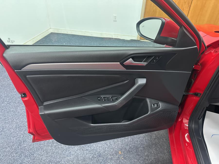 2019 Volkswagen Jetta S Auto w/SULEV, available for sale in Plainville, Connecticut | New England Auto Sales LLC. Plainville, Connecticut 2019 Volkswagen Jetta S Auto w/SULEV, available for sale in Plainville, Connecticut | New England Auto Sales LLC. Plainville, Connecticut
