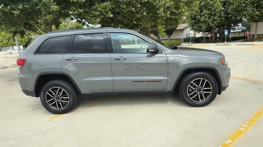 2019 Jeep Grand Cherokee Trailhawk, available for sale in Elida, Ohio | Josh's All Under Ten LLC. Elida, Ohio 2019 Jeep Grand Cherokee Trailhawk, available for sale in Elida, Ohio | Josh's All Under Ten LLC. Elida, Ohio