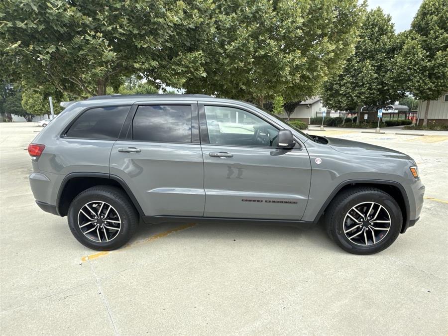 2019 Jeep Grand Cherokee Trailhawk, available for sale in Elida, Ohio | Josh's All Under Ten LLC. Elida, Ohio 2019 Jeep Grand Cherokee Trailhawk, available for sale in Elida, Ohio | Josh's All Under Ten LLC. Elida, Ohio