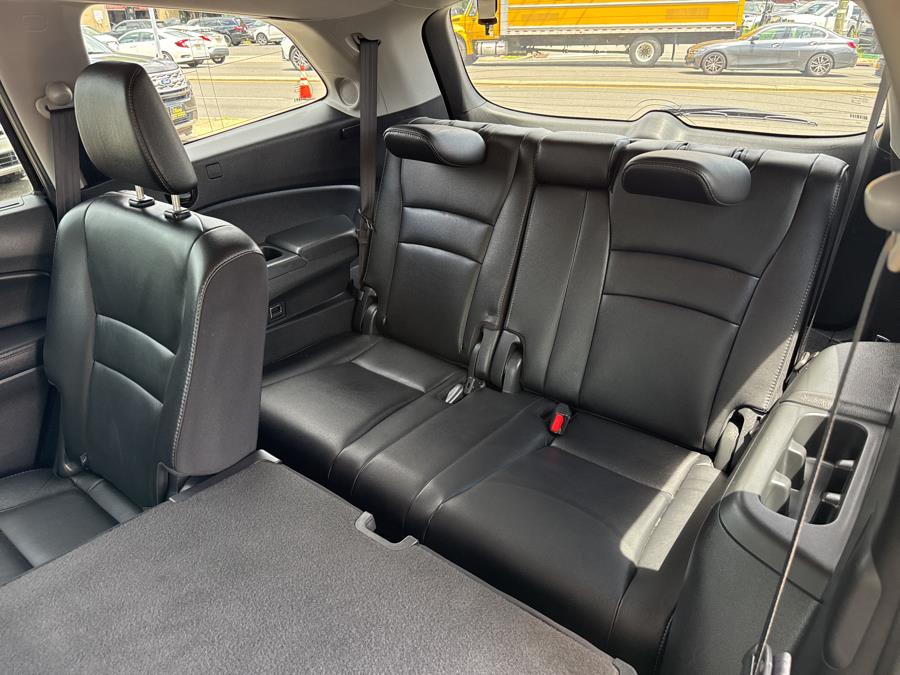 2016 Honda Pilot AWD 4dr Touring w/RES & Navi, available for sale in Little Ferry, New Jersey | Victoria Preowned Autos Inc. Little Ferry, New Jersey 2016 Honda Pilot AWD 4dr Touring w/RES & Navi, available for sale in Little Ferry, New Jersey | Victoria Preowned Autos Inc. Little Ferry, New Jersey