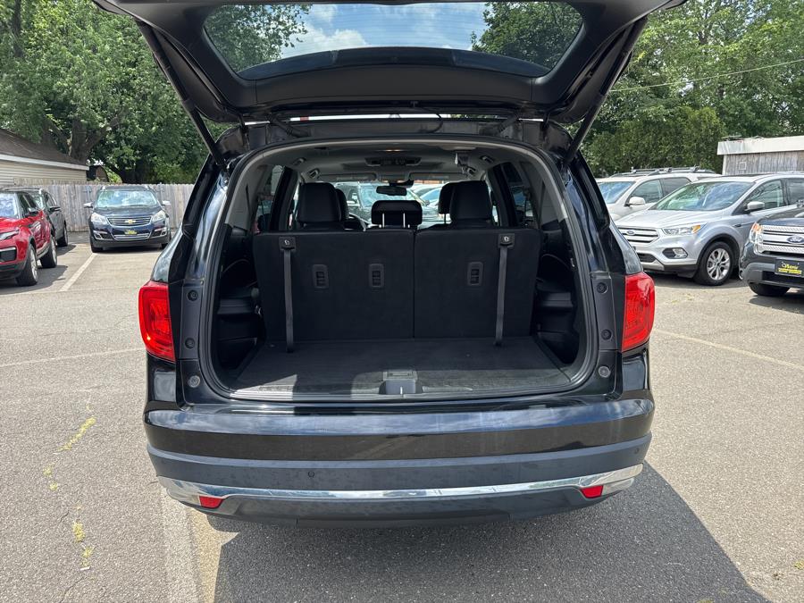 2016 Honda Pilot AWD 4dr Touring w/RES & Navi, available for sale in Little Ferry, New Jersey | Victoria Preowned Autos Inc. Little Ferry, New Jersey 2016 Honda Pilot AWD 4dr Touring w/RES & Navi, available for sale in Little Ferry, New Jersey | Victoria Preowned Autos Inc. Little Ferry, New Jersey