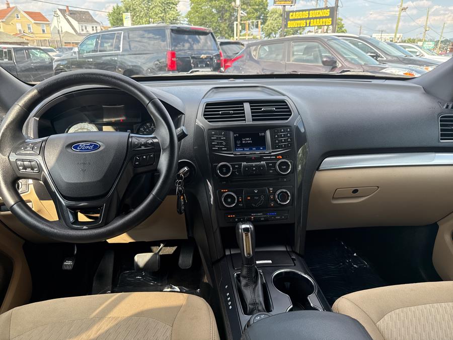 2016 Ford Explorer 4WD 4dr, available for sale in Little Ferry, New Jersey | Victoria Preowned Autos Inc. Little Ferry, New Jersey 2016 Ford Explorer 4WD 4dr, available for sale in Little Ferry, New Jersey | Victoria Preowned Autos Inc. Little Ferry, New Jersey