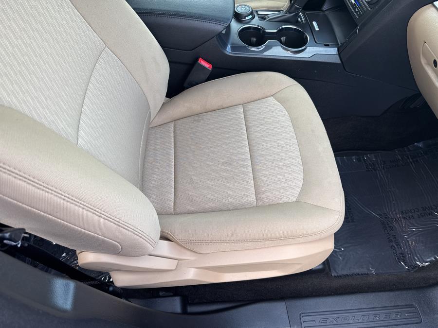 2016 Ford Explorer 4WD 4dr, available for sale in Little Ferry, New Jersey | Victoria Preowned Autos Inc. Little Ferry, New Jersey 2016 Ford Explorer 4WD 4dr, available for sale in Little Ferry, New Jersey | Victoria Preowned Autos Inc. Little Ferry, New Jersey