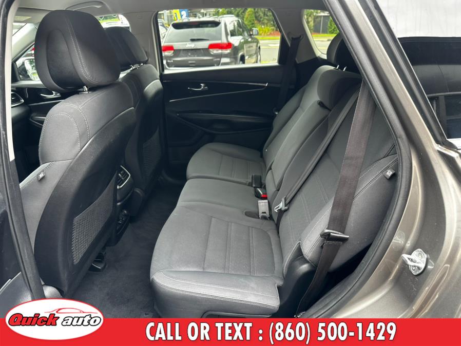 2016 Kia Sorento AWD 4dr 2.4L LX, available for sale in Bristol, Connecticut | Quick Auto LLC. Bristol, Connecticut 2016 Kia Sorento AWD 4dr 2.4L LX, available for sale in Bristol, Connecticut | Quick Auto LLC. Bristol, Connecticut