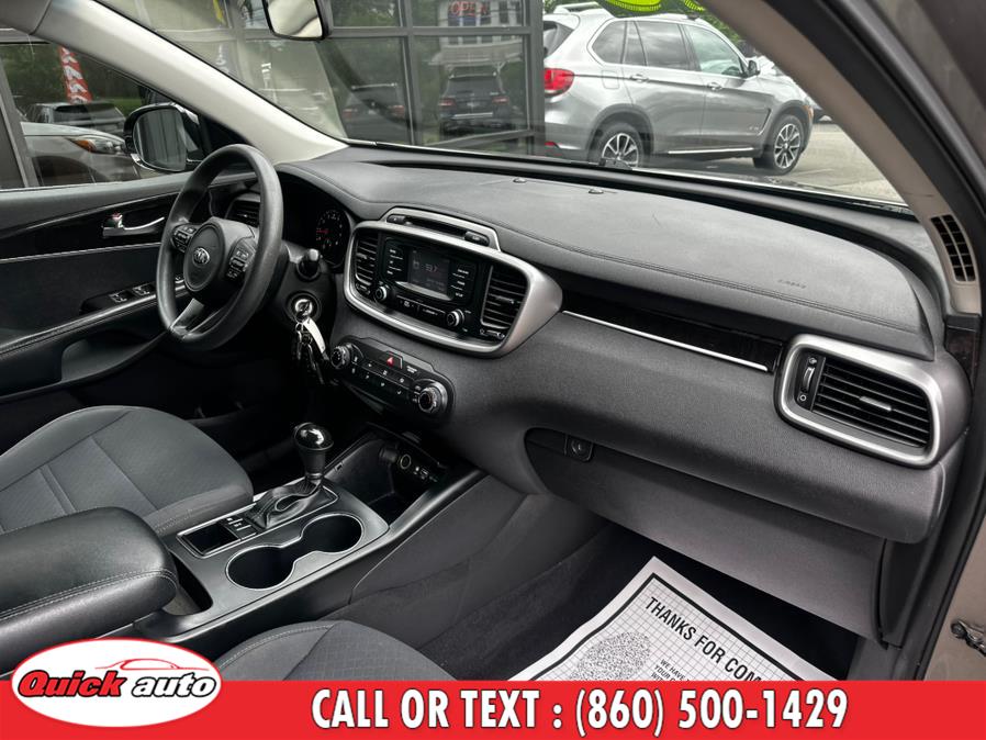 2016 Kia Sorento AWD 4dr 2.4L LX, available for sale in Bristol, Connecticut | Quick Auto LLC. Bristol, Connecticut 2016 Kia Sorento AWD 4dr 2.4L LX, available for sale in Bristol, Connecticut | Quick Auto LLC. Bristol, Connecticut