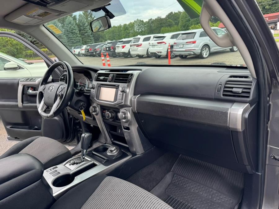 2017 Toyota 4Runner SR5 4WD (Natl), available for sale in Berlin, Connecticut | Tru Auto Mall. Berlin, Connecticut 2017 Toyota 4Runner SR5 4WD (Natl), available for sale in Berlin, Connecticut | Tru Auto Mall. Berlin, Connecticut