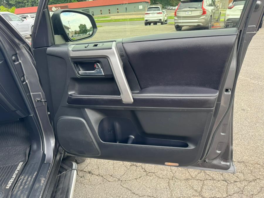 2017 Toyota 4Runner SR5 4WD (Natl), available for sale in Berlin, Connecticut | Tru Auto Mall. Berlin, Connecticut 2017 Toyota 4Runner SR5 4WD (Natl), available for sale in Berlin, Connecticut | Tru Auto Mall. Berlin, Connecticut
