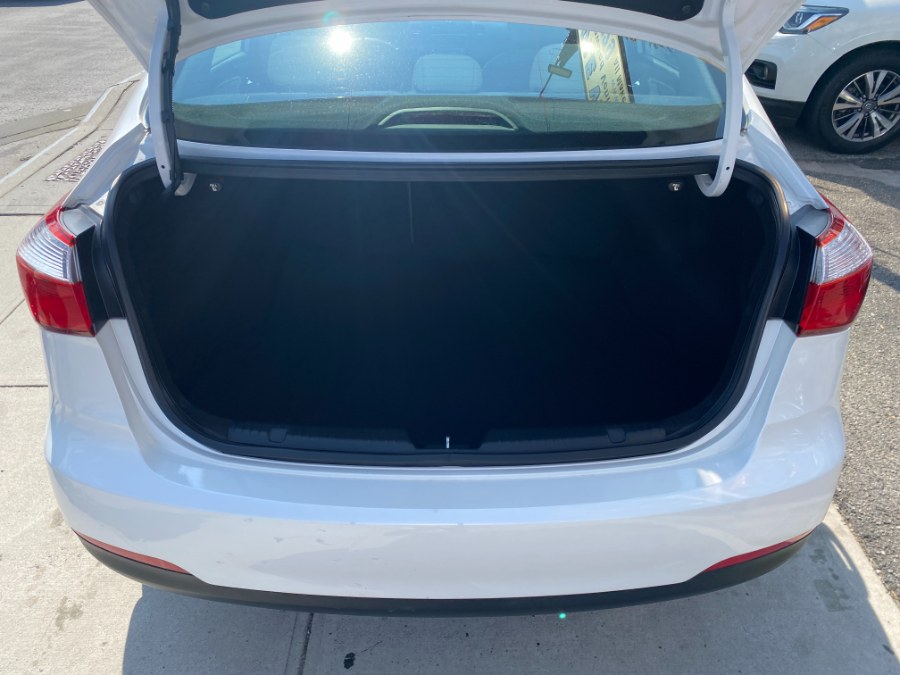 2014 Kia Forte 4dr Sdn Auto LX, available for sale in Middle Village, New York | Middle Village Motors . Middle Village, New York 2014 Kia Forte 4dr Sdn Auto LX, available for sale in Middle Village, New York | Middle Village Motors . Middle Village, New York