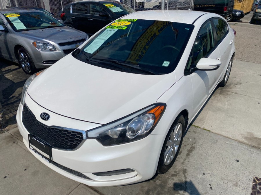 Used 2014 Kia Forte in Middle Village, New York | Middle Village Motors . Middle Village, New York