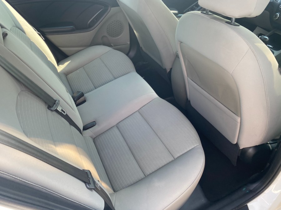 2014 Kia Forte 4dr Sdn Auto LX, available for sale in Middle Village, New York | Middle Village Motors . Middle Village, New York 2014 Kia Forte 4dr Sdn Auto LX, available for sale in Middle Village, New York | Middle Village Motors . Middle Village, New York
