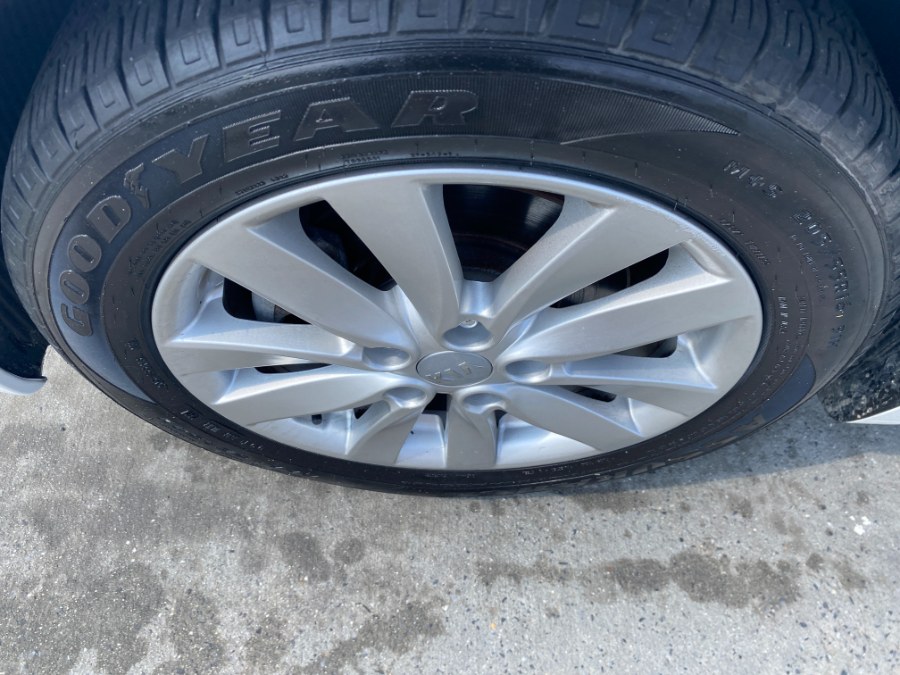 2014 Kia Forte 4dr Sdn Auto LX, available for sale in Middle Village, New York | Middle Village Motors . Middle Village, New York 2014 Kia Forte 4dr Sdn Auto LX, available for sale in Middle Village, New York | Middle Village Motors . Middle Village, New York