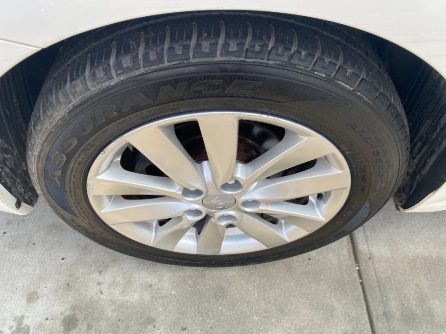 2014 Kia Forte 4dr Sdn Auto LX, available for sale in Middle Village, New York | Middle Village Motors . Middle Village, New York 2014 Kia Forte 4dr Sdn Auto LX, available for sale in Middle Village, New York | Middle Village Motors . Middle Village, New York