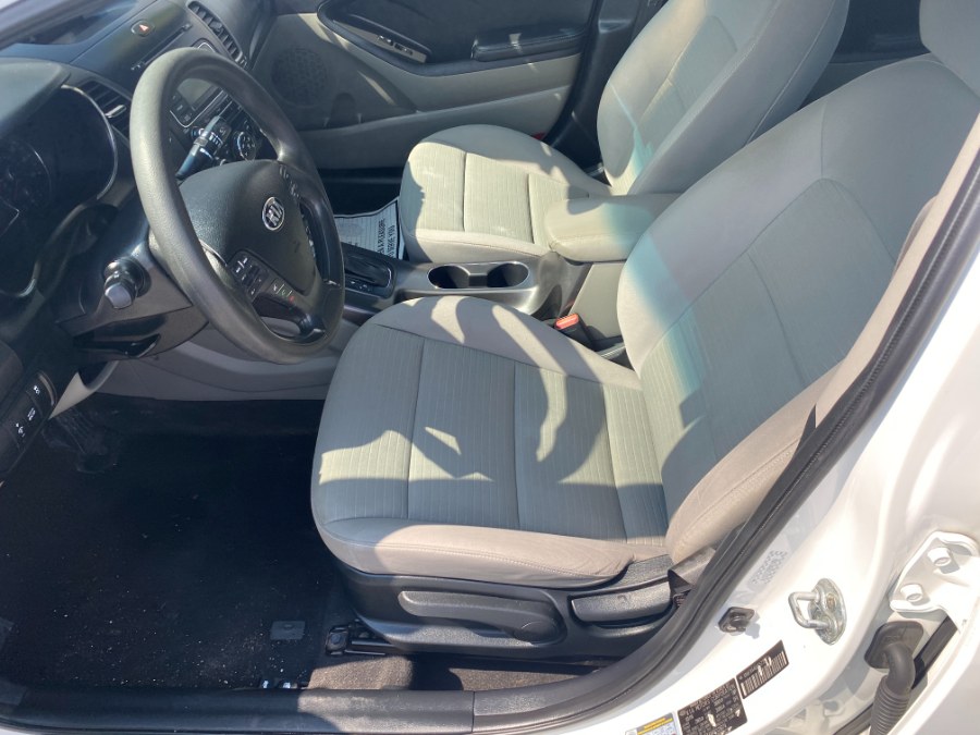 2014 Kia Forte 4dr Sdn Auto LX, available for sale in Middle Village, New York | Middle Village Motors . Middle Village, New York 2014 Kia Forte 4dr Sdn Auto LX, available for sale in Middle Village, New York | Middle Village Motors . Middle Village, New York
