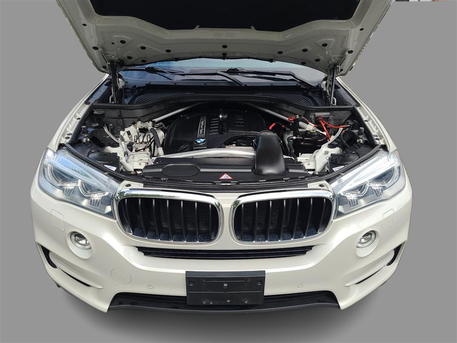 2014 BMW X5 AWD 4dr xDrive35i, available for sale in Canton, Connecticut | Lava Motors. Canton, Connecticut 2014 BMW X5 AWD 4dr xDrive35i, available for sale in Canton, Connecticut | Lava Motors. Canton, Connecticut