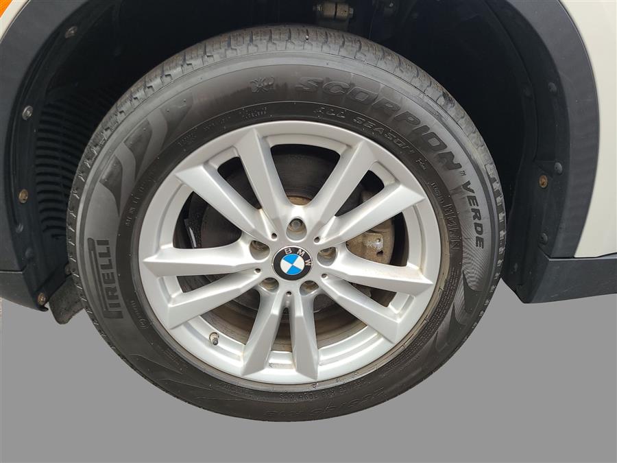 2014 BMW X5 AWD 4dr xDrive35i, available for sale in Canton, Connecticut | Lava Motors. Canton, Connecticut 2014 BMW X5 AWD 4dr xDrive35i, available for sale in Canton, Connecticut | Lava Motors. Canton, Connecticut