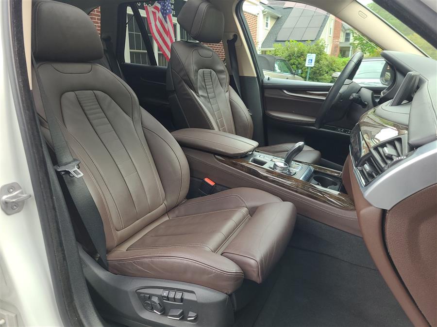 2014 BMW X5 AWD 4dr xDrive35i, available for sale in Canton, Connecticut | Lava Motors. Canton, Connecticut 2014 BMW X5 AWD 4dr xDrive35i, available for sale in Canton, Connecticut | Lava Motors. Canton, Connecticut