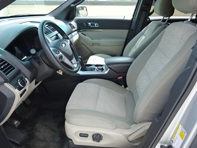 2013 Ford Explorer 4WD, available for sale in Newton, Massachusetts | Cars of Boston. Newton, Massachusetts 2013 Ford Explorer 4WD, available for sale in Newton, Massachusetts | Cars of Boston. Newton, Massachusetts