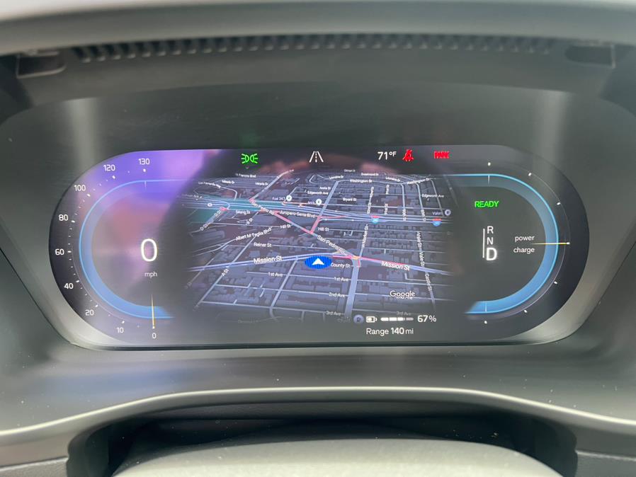 2022 Volvo XC40 Recharge Pure Electric P8 eAWD Twin Plus, available for sale in Daly City, California | Green Light Auto Wholesale. Daly City, California 2022 Volvo XC40 Recharge Pure Electric P8 eAWD Twin Plus, available for sale in Daly City, California | Green Light Auto Wholesale. Daly City, California