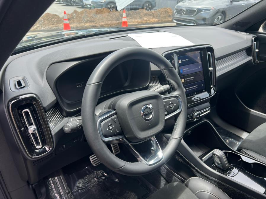 2022 Volvo XC40 Recharge Pure Electric P8 eAWD Twin Plus, available for sale in Daly City, California | Green Light Auto Wholesale. Daly City, California 2022 Volvo XC40 Recharge Pure Electric P8 eAWD Twin Plus, available for sale in Daly City, California | Green Light Auto Wholesale. Daly City, California