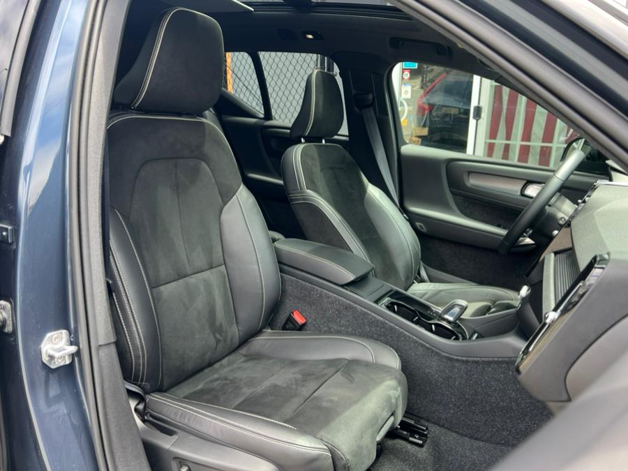 2022 Volvo XC40 Recharge Pure Electric P8 eAWD Twin Plus, available for sale in Daly City, California | Green Light Auto Wholesale. Daly City, California 2022 Volvo XC40 Recharge Pure Electric P8 eAWD Twin Plus, available for sale in Daly City, California | Green Light Auto Wholesale. Daly City, California