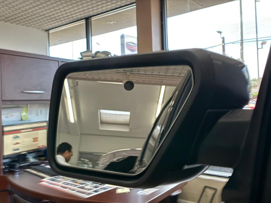 2022 Ford F-150 LARIAT 4WD SuperCrew 5.5'' Box, available for sale in Massapequa Park, New York | Power Motors East. Massapequa Park, New York 2022 Ford F-150 LARIAT 4WD SuperCrew 5.5'' Box, available for sale in Massapequa Park, New York | Power Motors East. Massapequa Park, New York