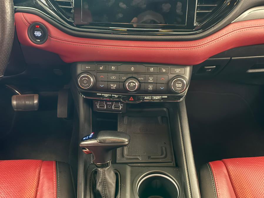 2022 Dodge Durango R/T AWD, available for sale in Massapequa Park, New York | Power Motors East. Massapequa Park, New York 2022 Dodge Durango R/T AWD, available for sale in Massapequa Park, New York | Power Motors East. Massapequa Park, New York