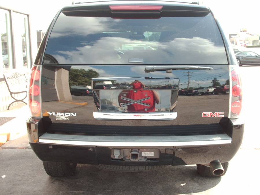 2008 GMC Yukon Denali AWD 4dr, available for sale in Warwick, Rhode Island | Premier Automotive Sales. Warwick, Rhode Island 2008 GMC Yukon Denali AWD 4dr, available for sale in Warwick, Rhode Island | Premier Automotive Sales. Warwick, Rhode Island