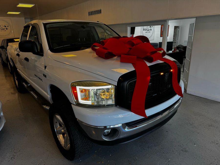 2007 Dodge Ram 1500 Quad Cab SLT Pickup 4D 6 1/4 ft, available for sale in Santa Ana, California | K&T Motor LLC. Santa Ana, California 2007 Dodge Ram 1500 Quad Cab SLT Pickup 4D 6 1/4 ft, available for sale in Santa Ana, California | K&T Motor LLC. Santa Ana, California