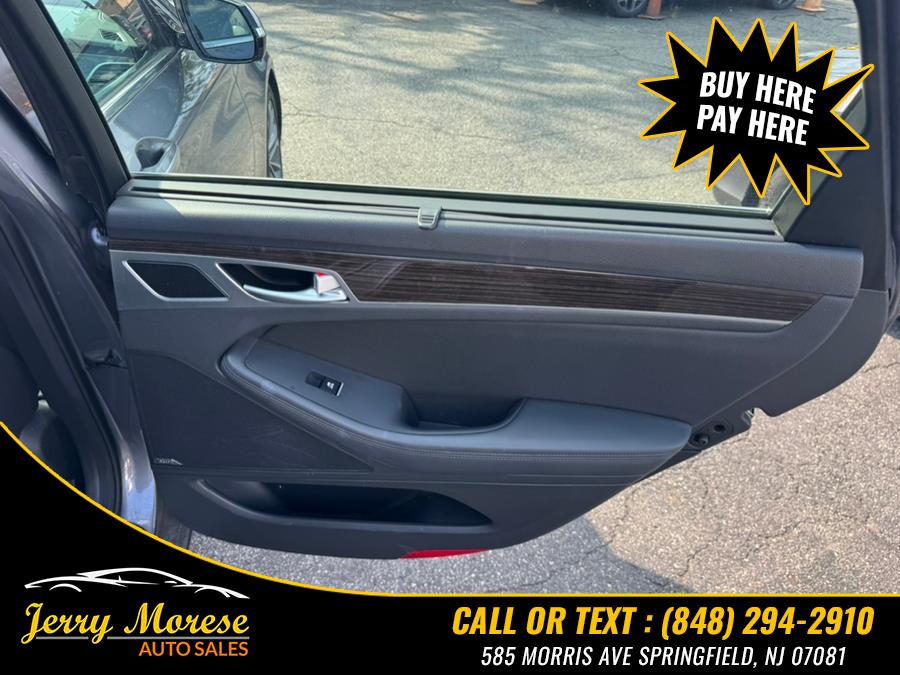 2015 Hyundai Genesis 4dr Sdn V6 3.8L AWD, available for sale in Springfield, New Jersey | Jerry Morese Auto Sales. Springfield, New Jersey 2015 Hyundai Genesis 4dr Sdn V6 3.8L AWD, available for sale in Springfield, New Jersey | Jerry Morese Auto Sales. Springfield, New Jersey