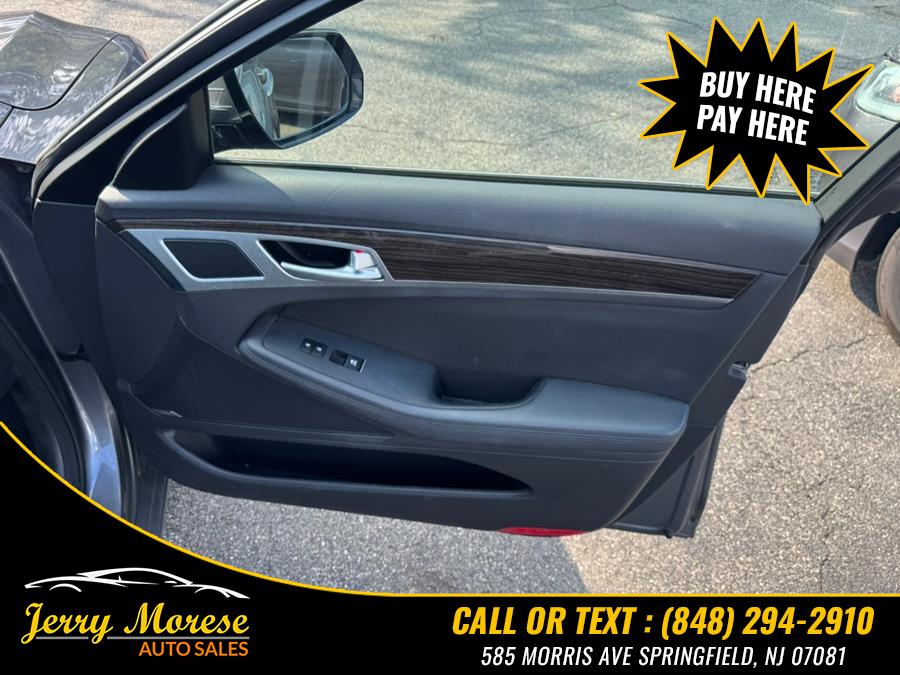 2015 Hyundai Genesis 4dr Sdn V6 3.8L AWD, available for sale in Springfield, New Jersey | Jerry Morese Auto Sales. Springfield, New Jersey 2015 Hyundai Genesis 4dr Sdn V6 3.8L AWD, available for sale in Springfield, New Jersey | Jerry Morese Auto Sales. Springfield, New Jersey