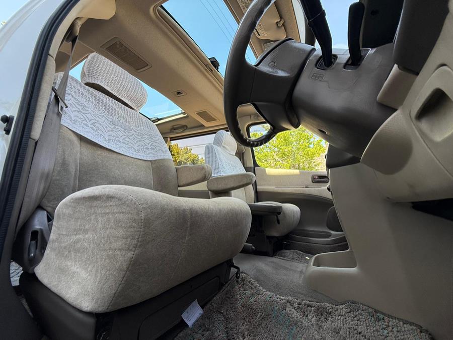 1999 TOYOTA GRANVIA 4WD JDM RHD IMPORT, available for sale in Lindenhurst, New York | Cargenic Automotive. Lindenhurst, New York 1999 TOYOTA GRANVIA 4WD JDM RHD IMPORT, available for sale in Lindenhurst, New York | Cargenic Automotive. Lindenhurst, New York