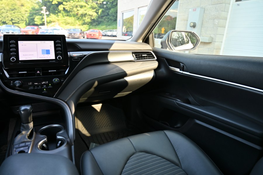 2023 Toyota Camry SE photo 11