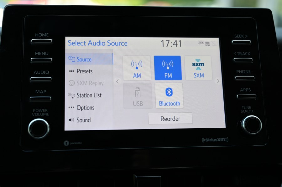 2023 Toyota Camry SE photo 21