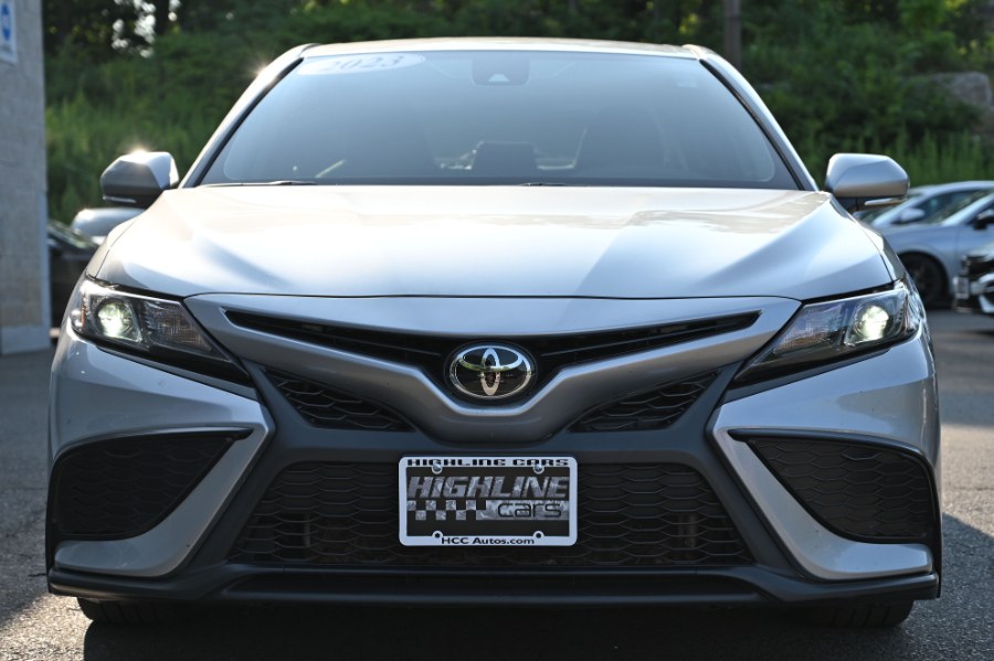 2023 Toyota Camry SE photo 7