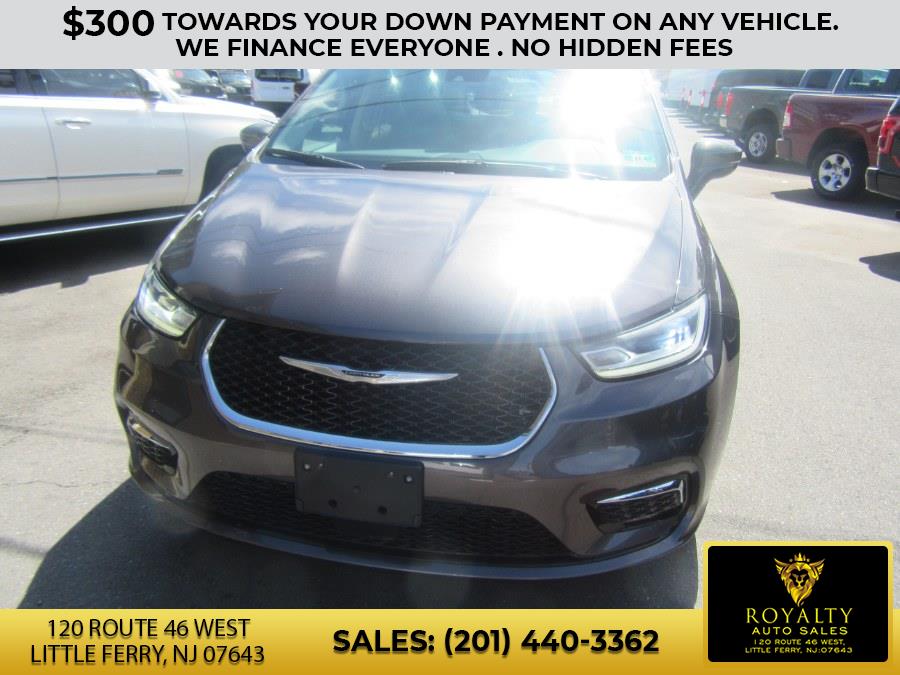 2021 Chrysler Pacifica Touring L FWD, available for sale in Little Ferry, New Jersey | Royalty Auto Sales. Little Ferry, New Jersey 2021 Chrysler Pacifica Touring L FWD, available for sale in Little Ferry, New Jersey | Royalty Auto Sales. Little Ferry, New Jersey