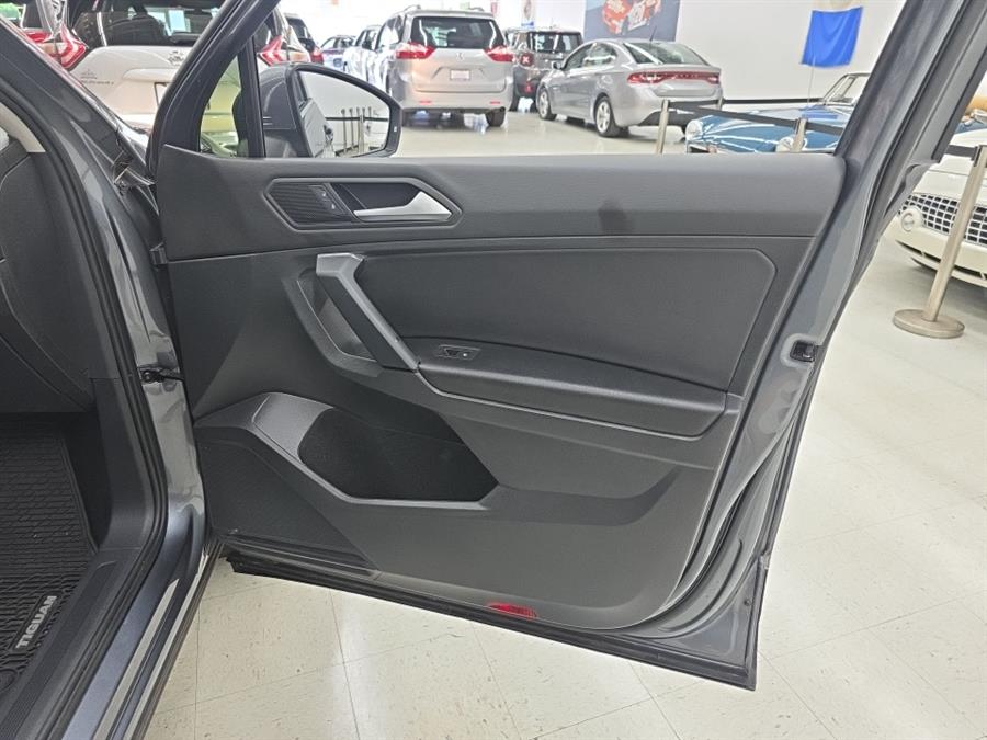 2019 Volkswagen Tiguan 2.0T SEL 4MOTION, available for sale in West Haven, Connecticut | Auto Fair Inc.. West Haven, Connecticut 2019 Volkswagen Tiguan 2.0T SEL 4MOTION, available for sale in West Haven, Connecticut | Auto Fair Inc.. West Haven, Connecticut