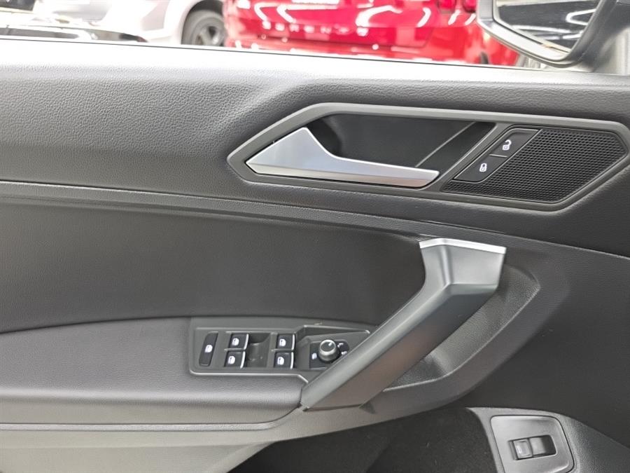 2019 Volkswagen Tiguan 2.0T SEL 4MOTION, available for sale in West Haven, Connecticut | Auto Fair Inc.. West Haven, Connecticut 2019 Volkswagen Tiguan 2.0T SEL 4MOTION, available for sale in West Haven, Connecticut | Auto Fair Inc.. West Haven, Connecticut
