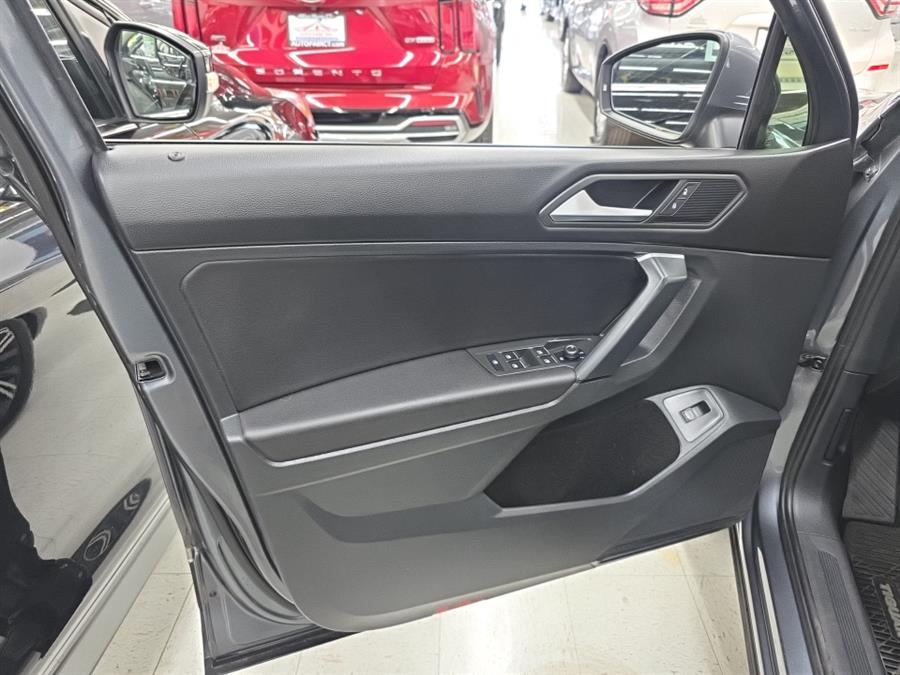 2019 Volkswagen Tiguan 2.0T SEL 4MOTION, available for sale in West Haven, Connecticut | Auto Fair Inc.. West Haven, Connecticut 2019 Volkswagen Tiguan 2.0T SEL 4MOTION, available for sale in West Haven, Connecticut | Auto Fair Inc.. West Haven, Connecticut